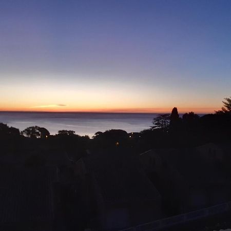 Duplex In Pramousquier - Sea View Apartment Le Lavandou Bagian luar foto