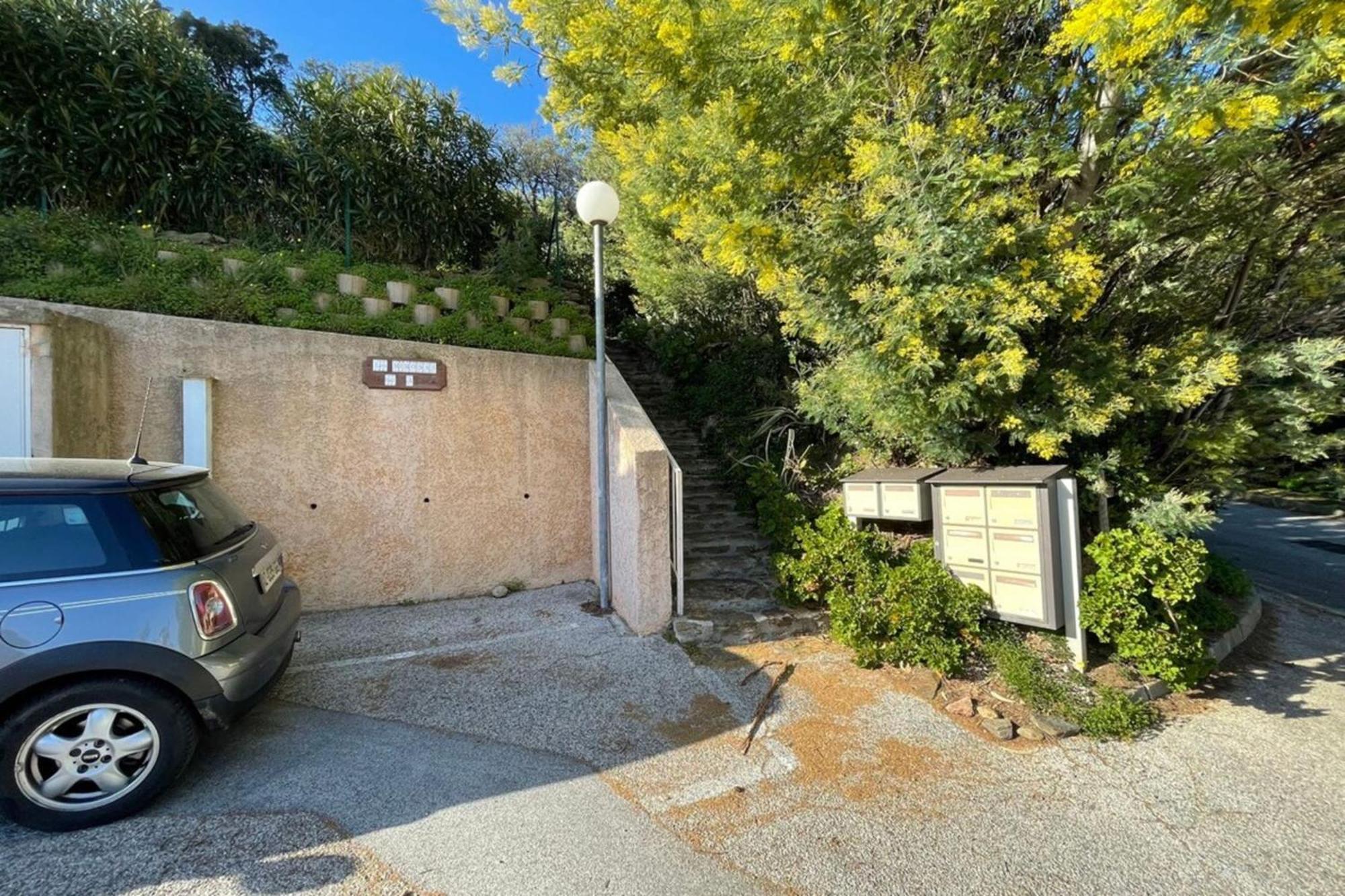 Duplex In Pramousquier - Sea View Apartment Le Lavandou Bagian luar foto